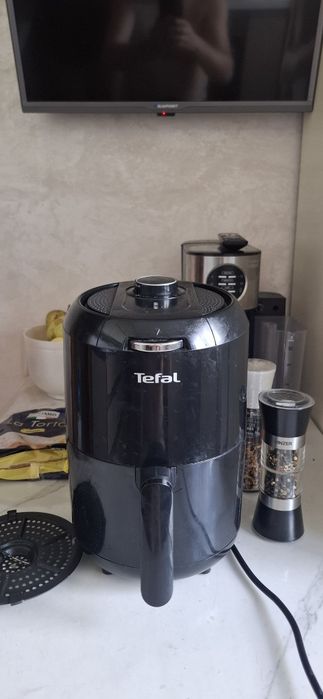мультипіч аерогриль Tefal.