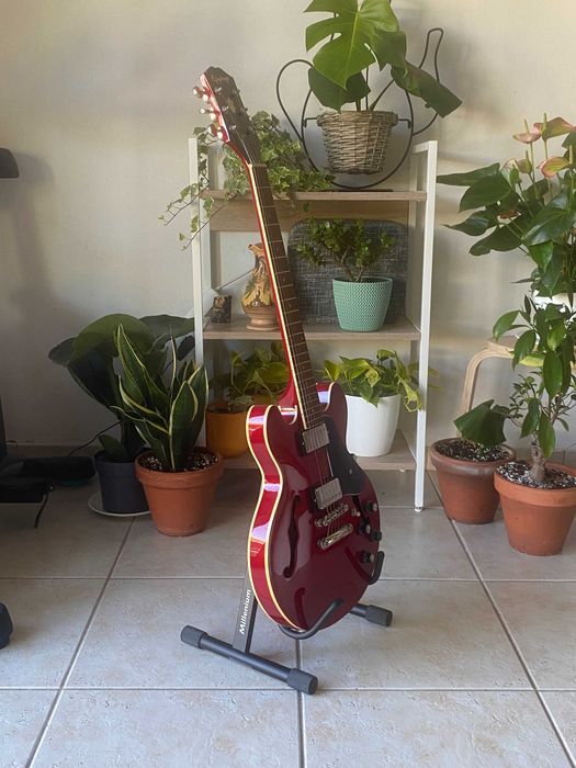 Epiphone The Dot ES-335 — Guitarra elétrica semiacústica