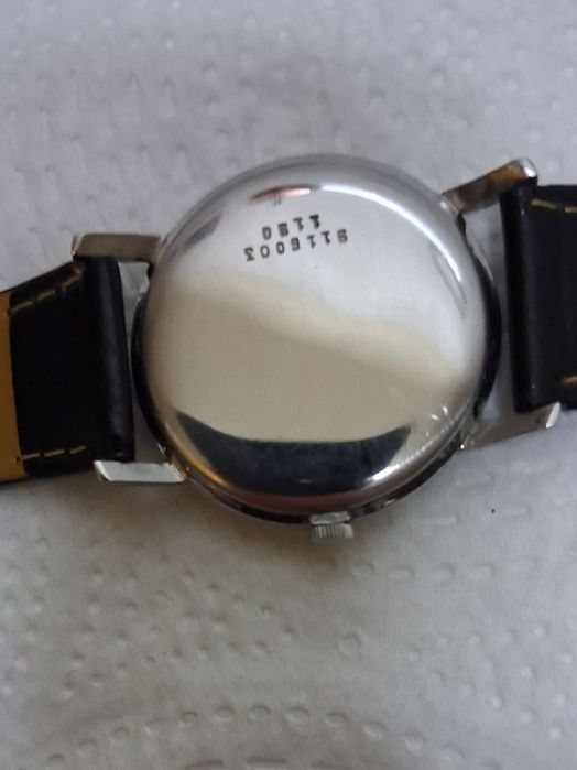 Relógio Ebel movimento de corda manual