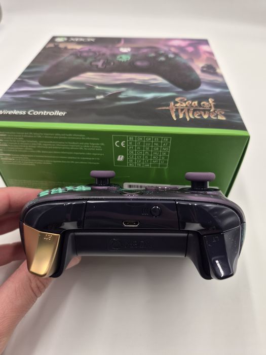 Kontroler Sea of Thieves do Xbox One, Series X i S