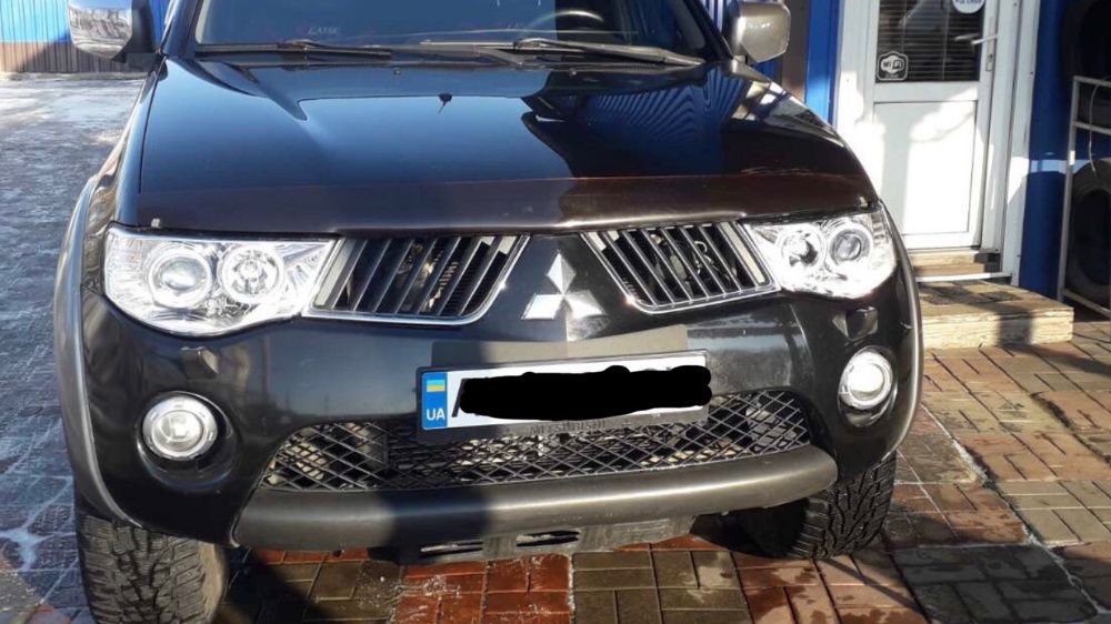 Mitsubishi L 200 (2006-2012) ПТФ противотуманки фара допы