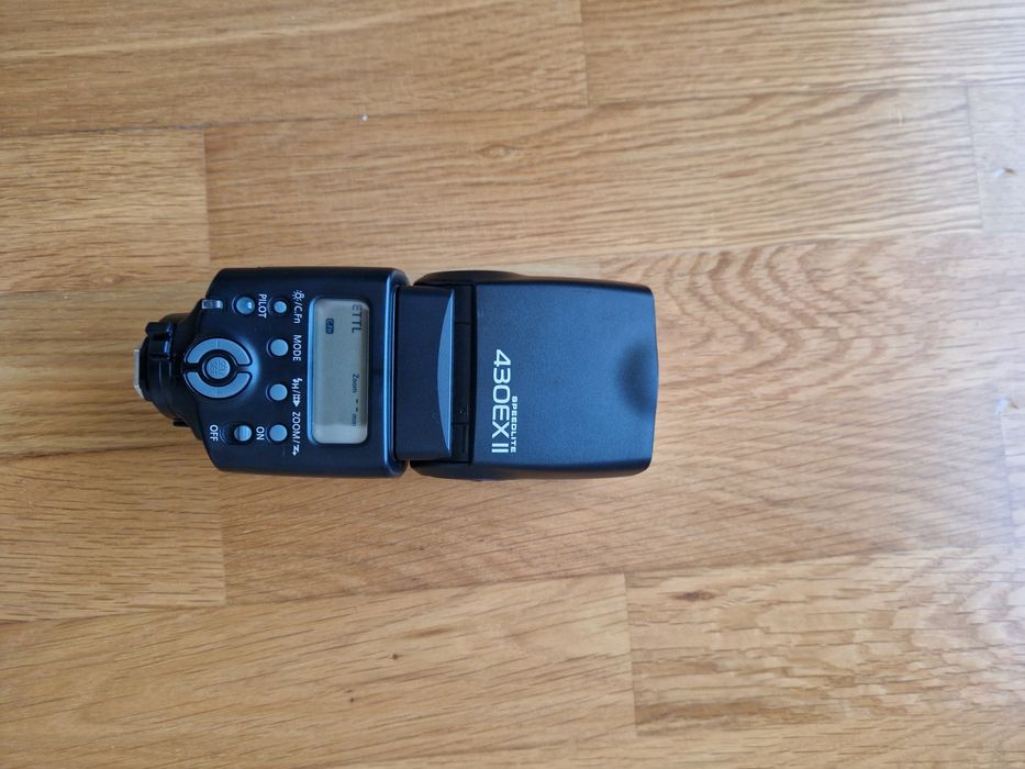Canon speedlite 430EX II