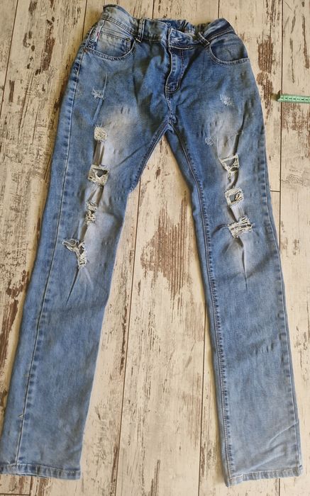 Jeansy rurki dla chłopca 170/176