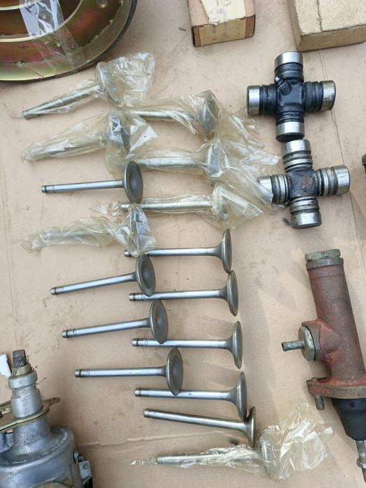 Клапана та вкладиші газ уаз 402