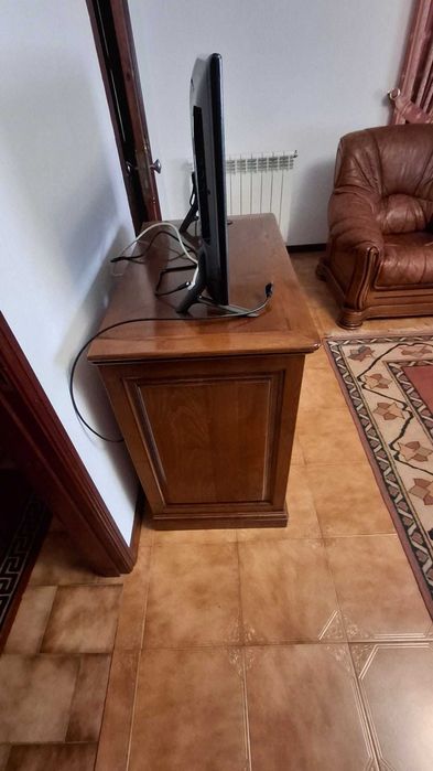 Movel TV em madeira maciça