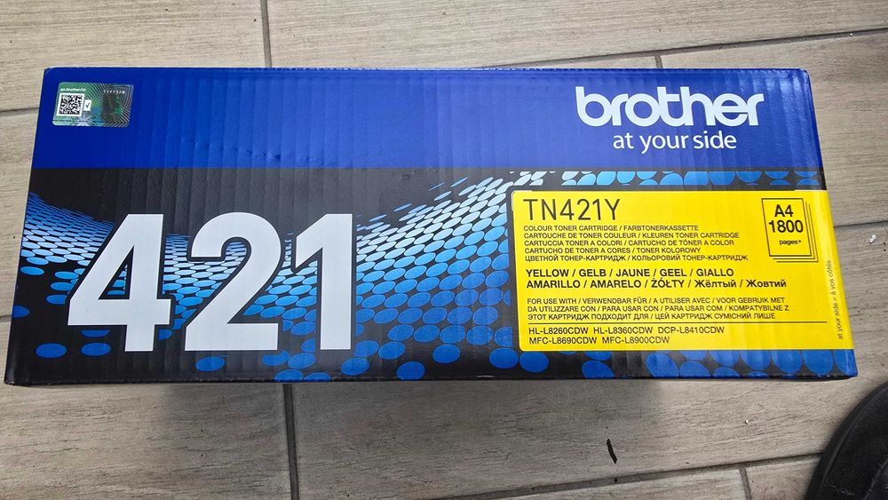 żółty toner BROTHER TN421Y
