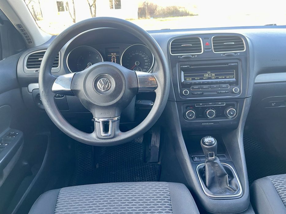 Volkswagen Golf VI 1.6 TDI 2012р