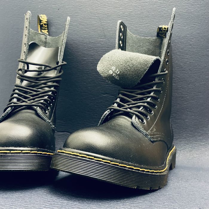 Glany Combat boots Dr Martin oficerki 14 dziurek kozaki