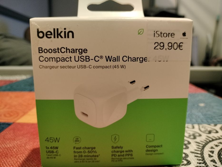 USB -C compact Wall charger 45W