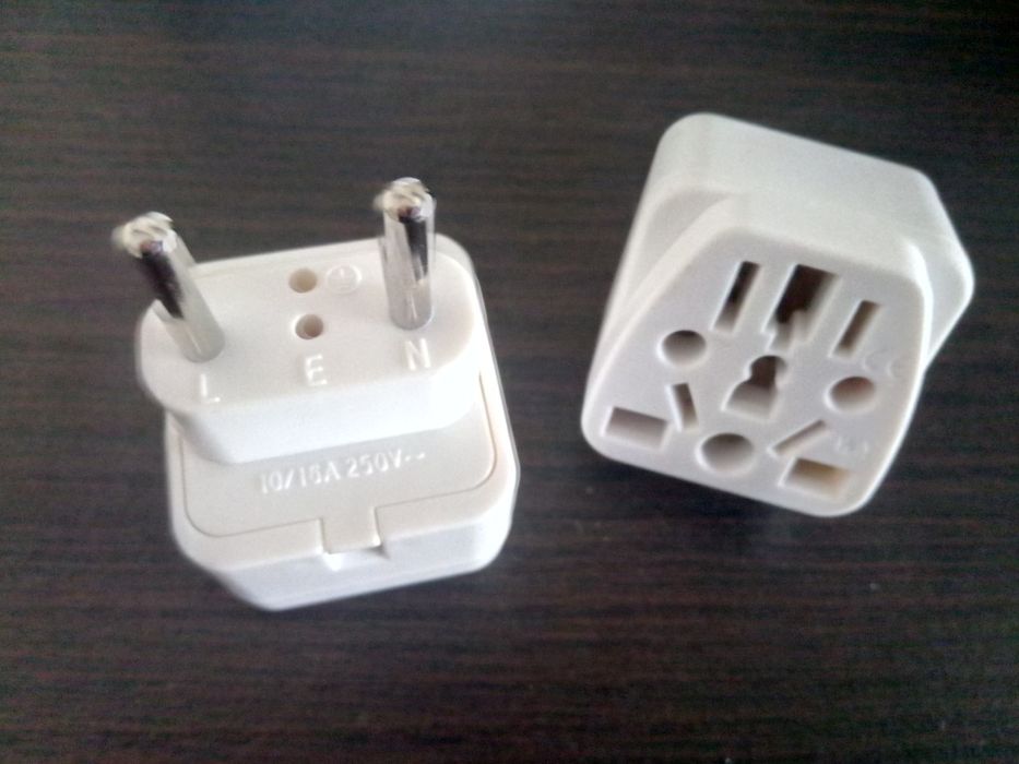 Пeрeходник, адаптер универсальный Великобритания, США, Италия и др..