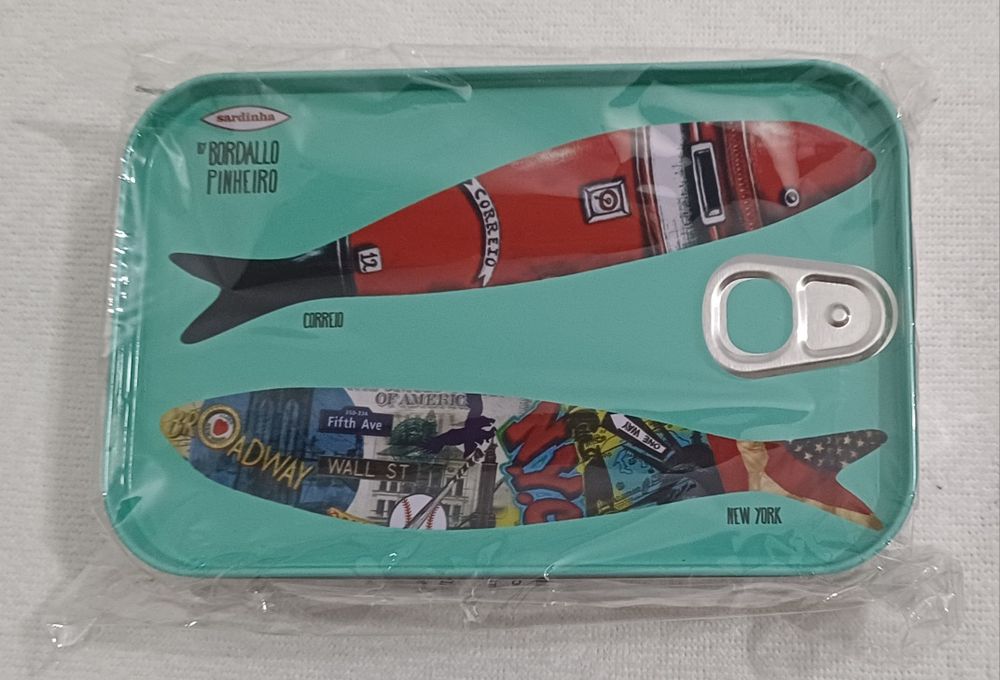 Viagem - Caixas metálicas / kits Tap Portugal NOVAS