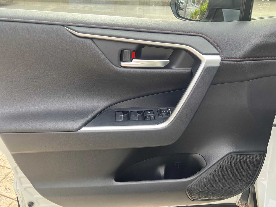 TOYOTA RAV4 Plug-in Hybrid (garantia até 2029/160.000km)