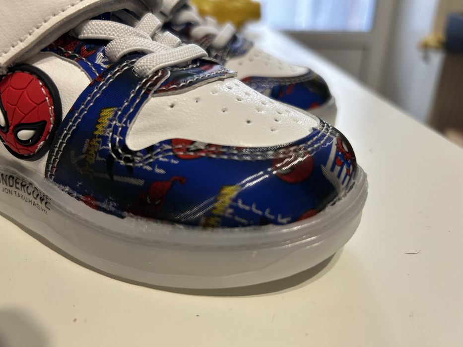 Дитячі кросівки на ніжку 14,5-15 см