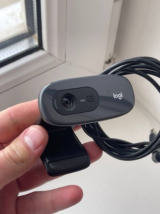 Веб-камера Logitech c270