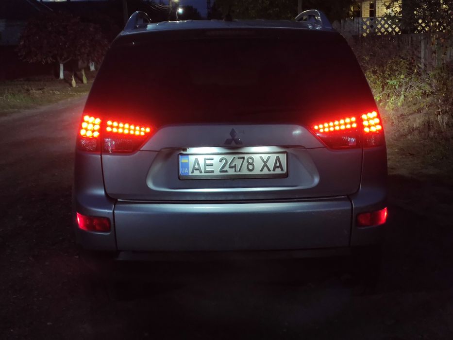 Продам фонари стоп сигнала Outlander XL Аутлендер ХЛ