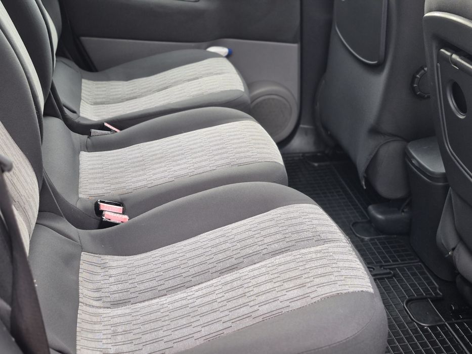Продам Renault Grand Scenic