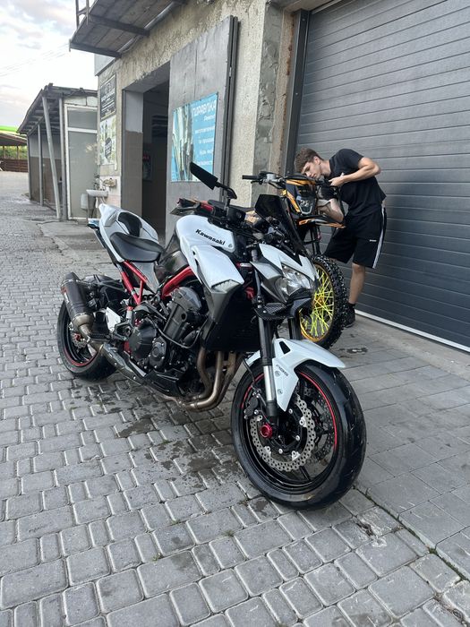 Kawasaki z900 2023