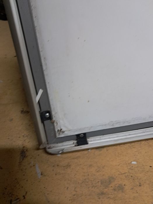 Mesa de luz impecavel