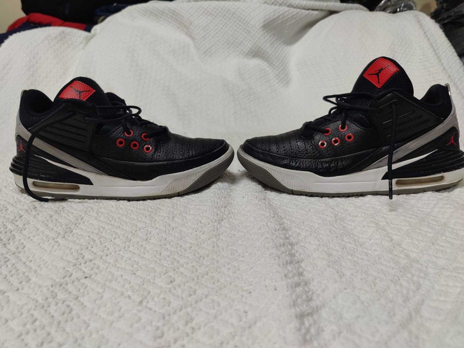Sapatilhas Nike Air Jordan tam. 42.5 em muito bom estado.