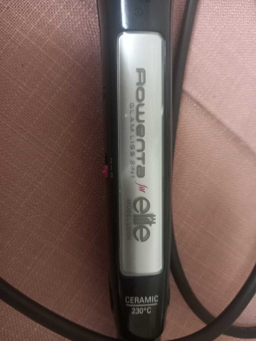 Випрямляч для волосся  Rowenta Elite Model Look.
