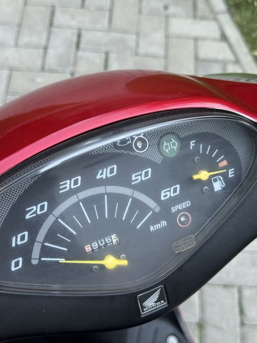 Скутер,мопед Honda Dio AF/68  Інжектор Контейнер