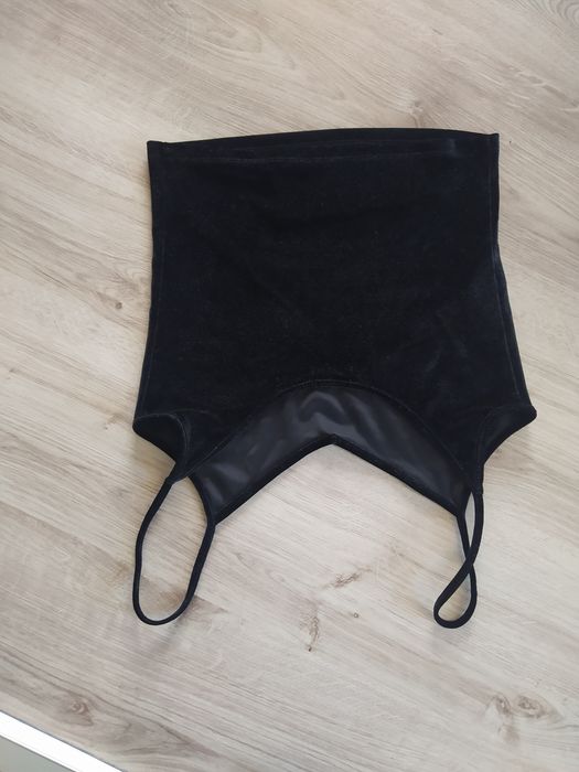 Top bluzka na ramiacza bershka rozm S