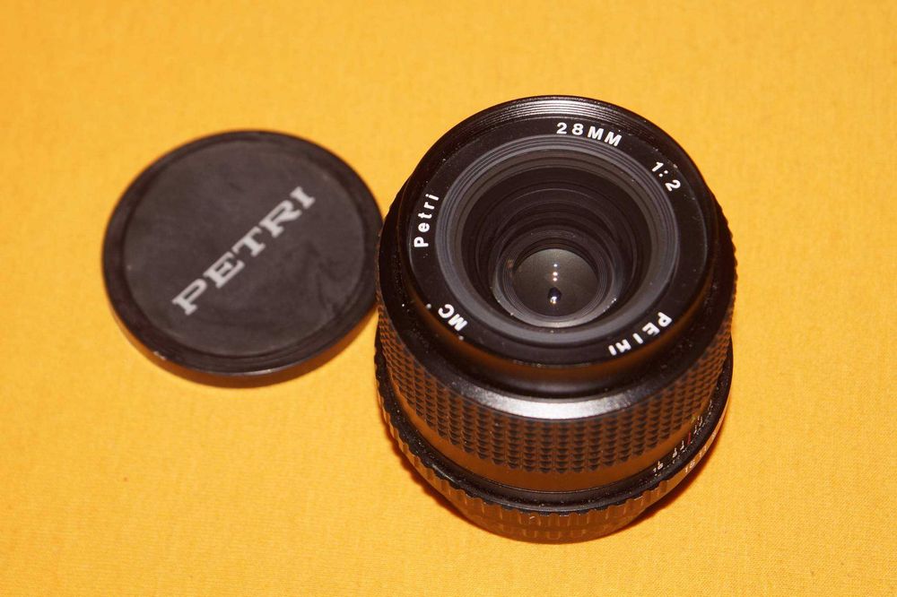 Pentax Cosina 24-28mm f/2-2.8