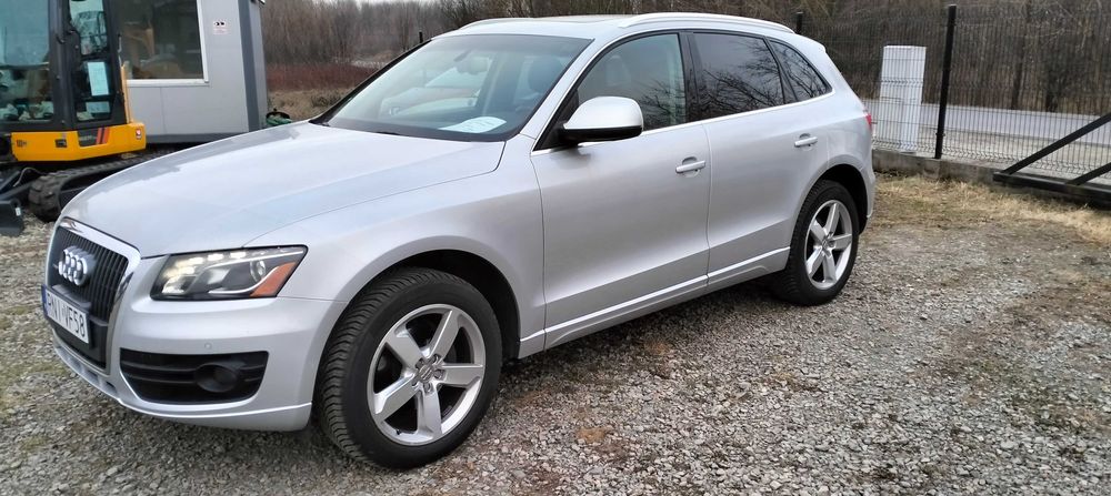 Audi Q5 quattro 2.0T.  Fuullll