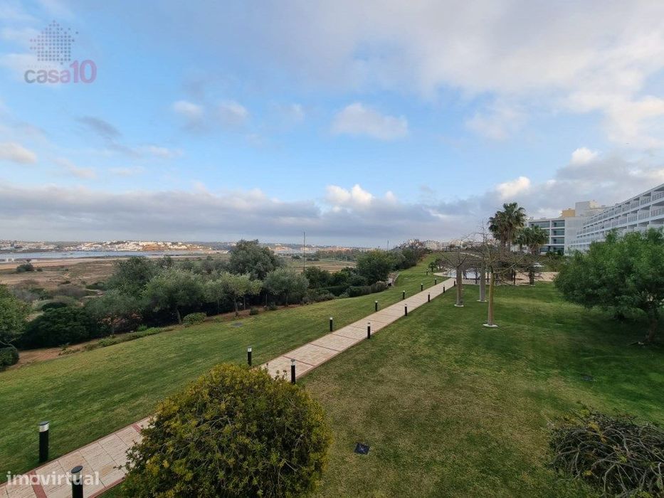 Vende-se Apartamento T1 em Resort de Luxo, Portimão