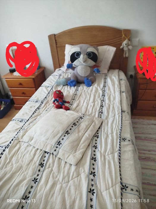 Cama solteiro com colchão
