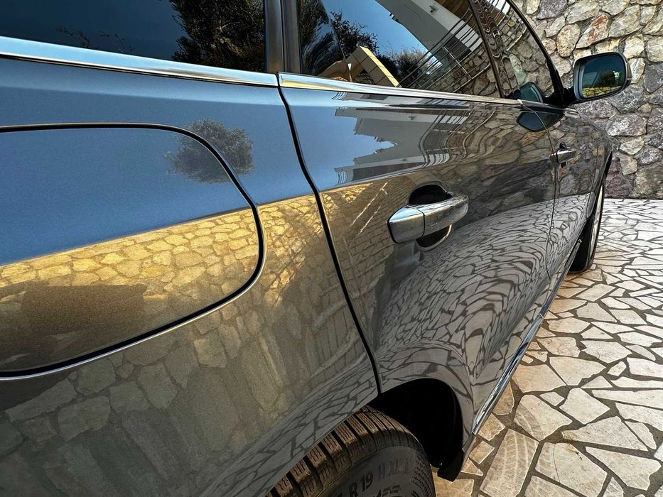 Продам Audi Q5 2016