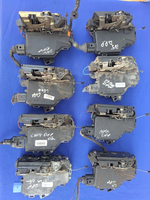 Замок Дверей передній VAG Пасат б5 Гольф 4 Бора Октавія Фабія ібіца