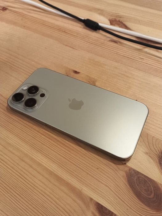 Vendo iPhone 16 Pro Max 512Gb Natural Titanium