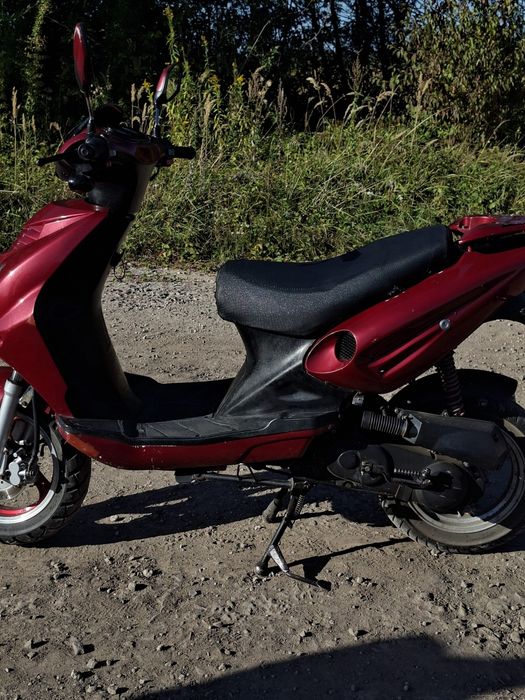 Скутер Viper R3 50 кубів