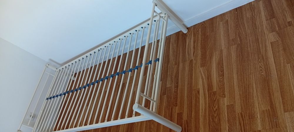 Cama personal de hierro