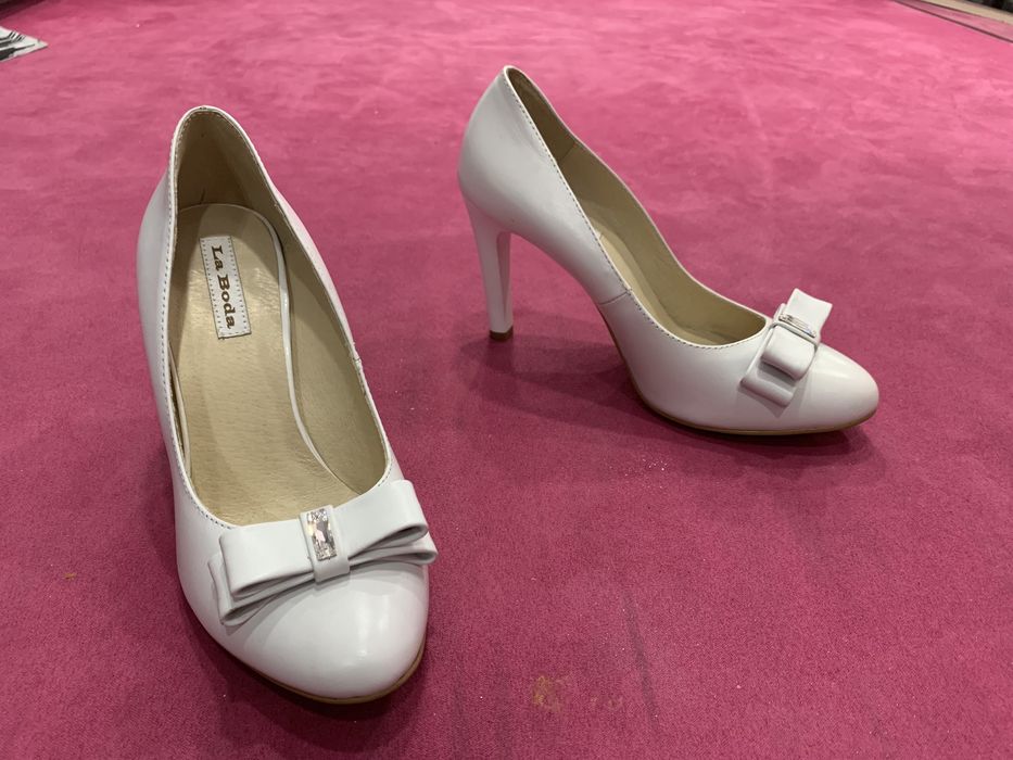 Buty ślubne LaBoda C-286/1/NKK r.37 białe - WYPRZEDAŻ