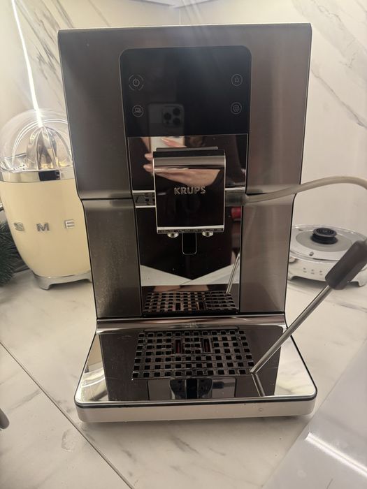 Ekspres Krups Intuition Experience + EA877D Kawa mrozona