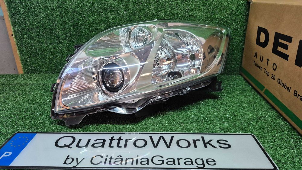 Otica Farol Esquerdo Toyota Auris E15 2007 a 2009 Ref. 212-11M5LMLD-EM NOVO