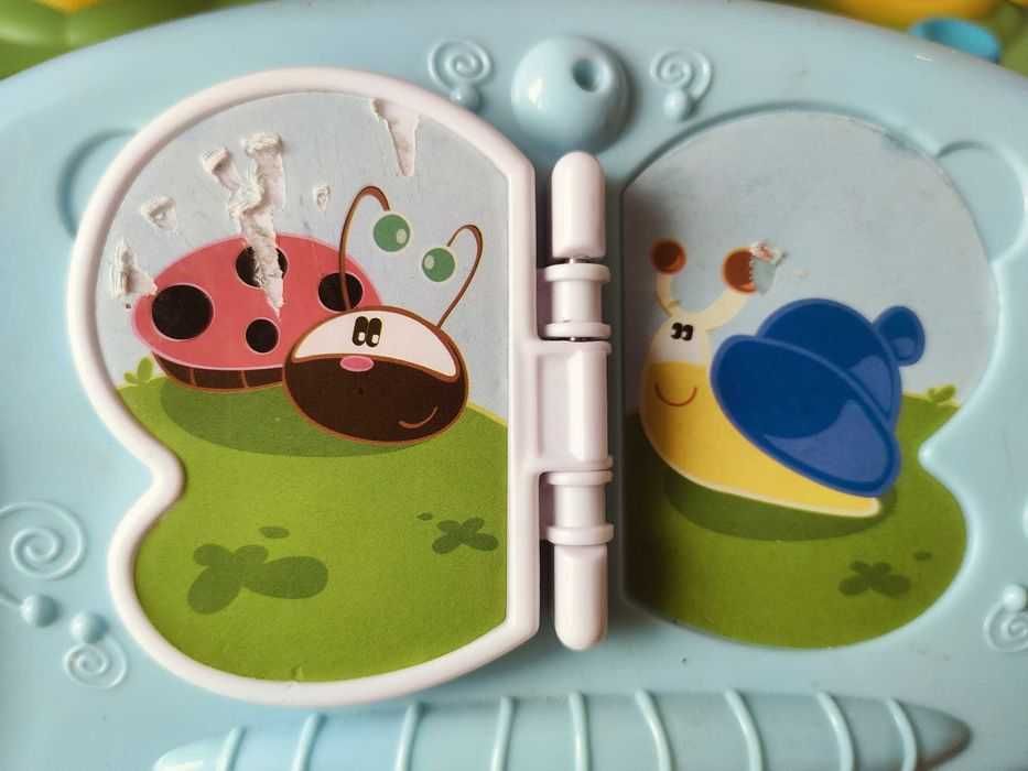 Chicco edukacyjny grający stolik muzyczny 2w1 wraz z stołeczkiem