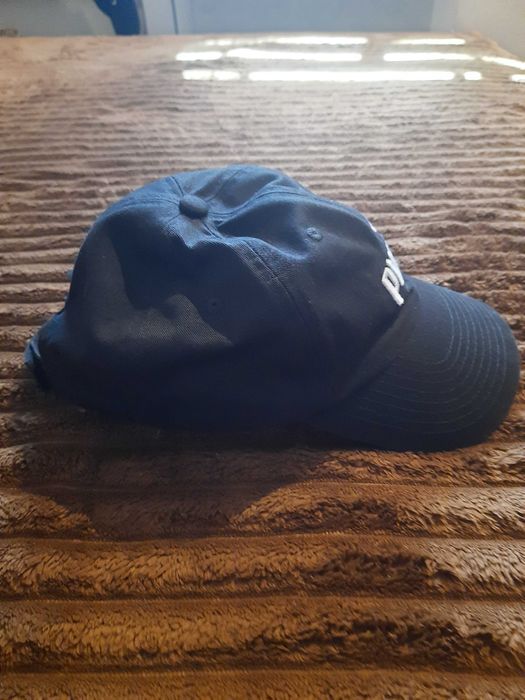 Головний убор (бейсболка).