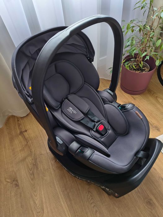 Fotelik samochodowy Britax Baby Safe Pro + baza Britax Vario 5Z