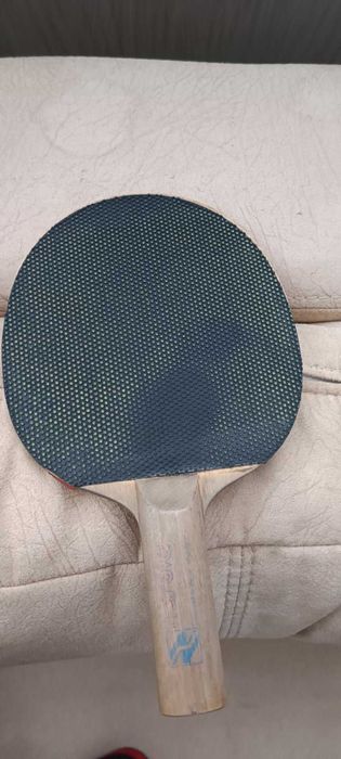 Продам ракетку для настольного тенниса