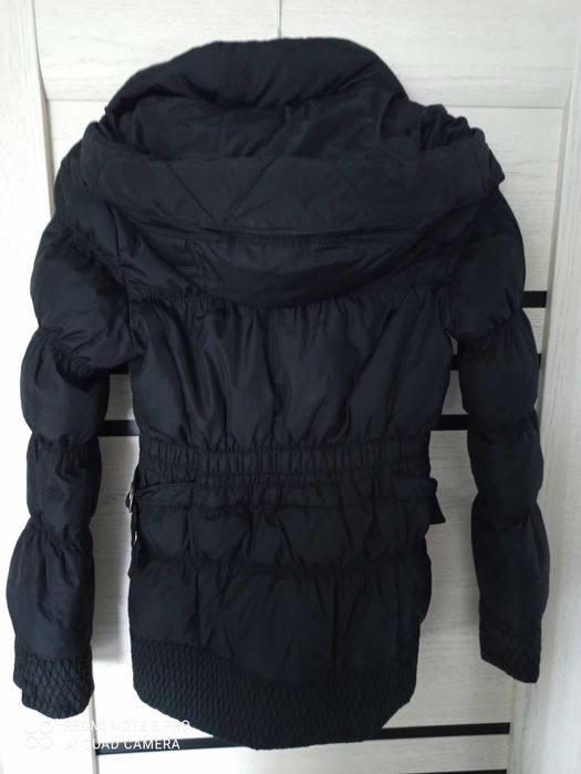 Куртка Zara на девочку подростка