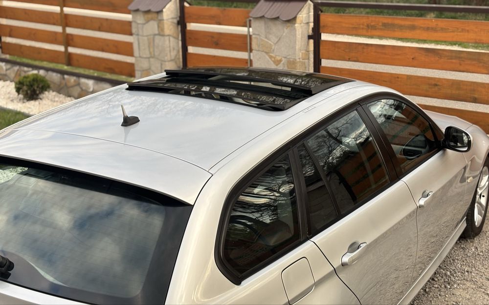 | Bmw E91 | 320D 177KM LIFT | Navi | Panorama | PDC | Tempomat |