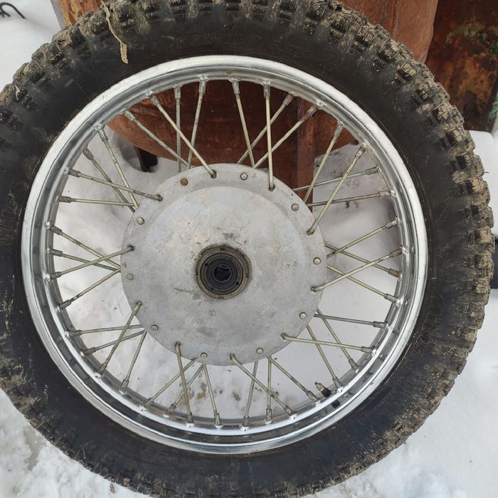 Колеса мт дніпро з хромованими ободами 19 дюймів,кпп урал к750