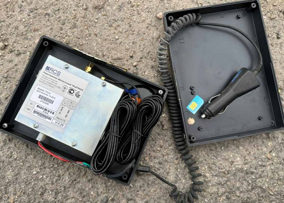 GPS трекер автомобильный