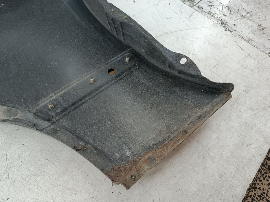 Guarda Lamas Direito - MERCEDES-BENZ C-Class (W202) | 93 - 00