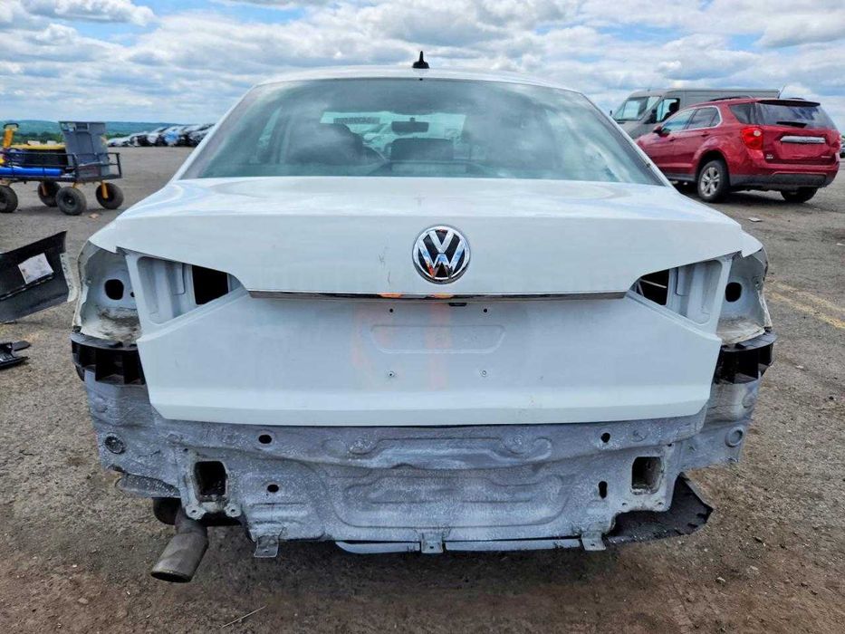 2017 Volkswagen PASSAT R-LINE