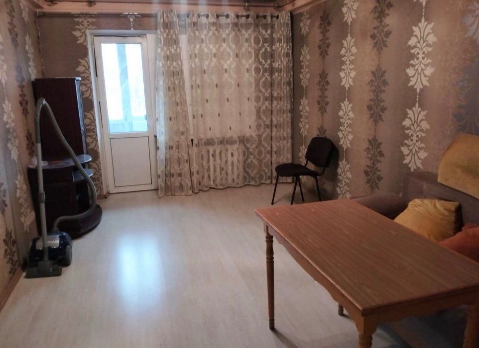 Здам 3-кімнатну квартиру від власника