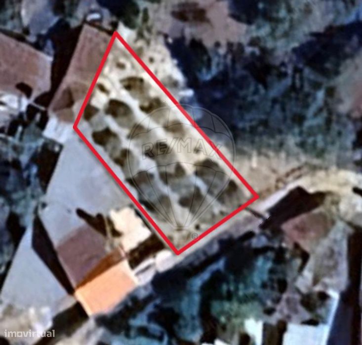 Terreno  para venda — Santiago E São Simão De Litém E Albergaria Dos Doze, Leiria